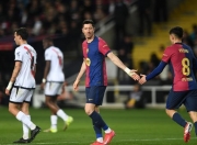 英雄联盟总决赛-梅西加盟曼城引发西甲球迷热议