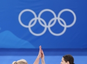 英雄联盟总决赛2025-丹麦游泳选手再度夺魁，技压群雄