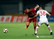 英雄联盟总决赛直播-权健客场逆转胜利，实现一场惊险胜利