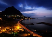 英雄联盟总决赛门票-黄蜂螫穿紫金王朝！杜兰特关键时刻接管比赛，率队晋级引爆联盟