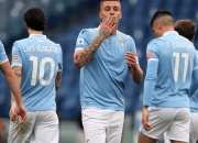 英雄联盟总决赛门票-拉齐奥球员心态崩溃，比赛中频犯错误导致失球的简单介绍