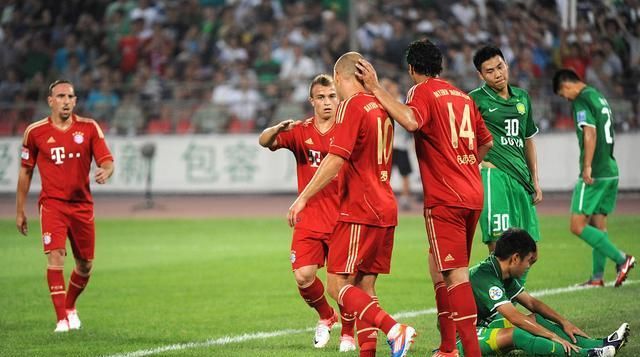 沙尔克豪取四连胜，实力有增的简单介绍