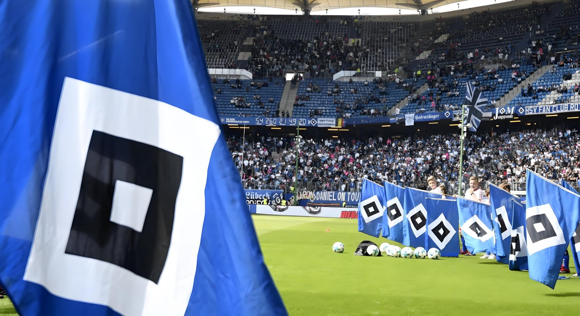 包含汉堡艰难战平对手，保级前景仍然堪忧的词条