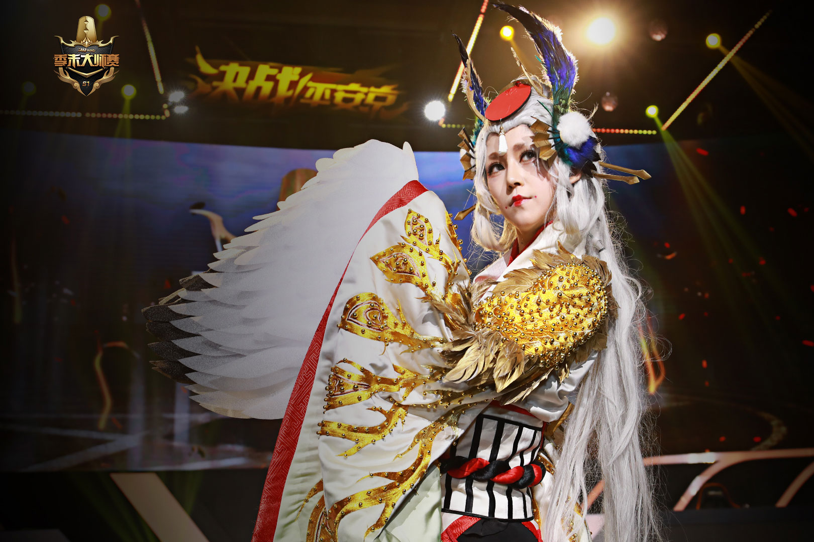 包含战队剑拔弩张，争夺冠军殊死一搏的词条