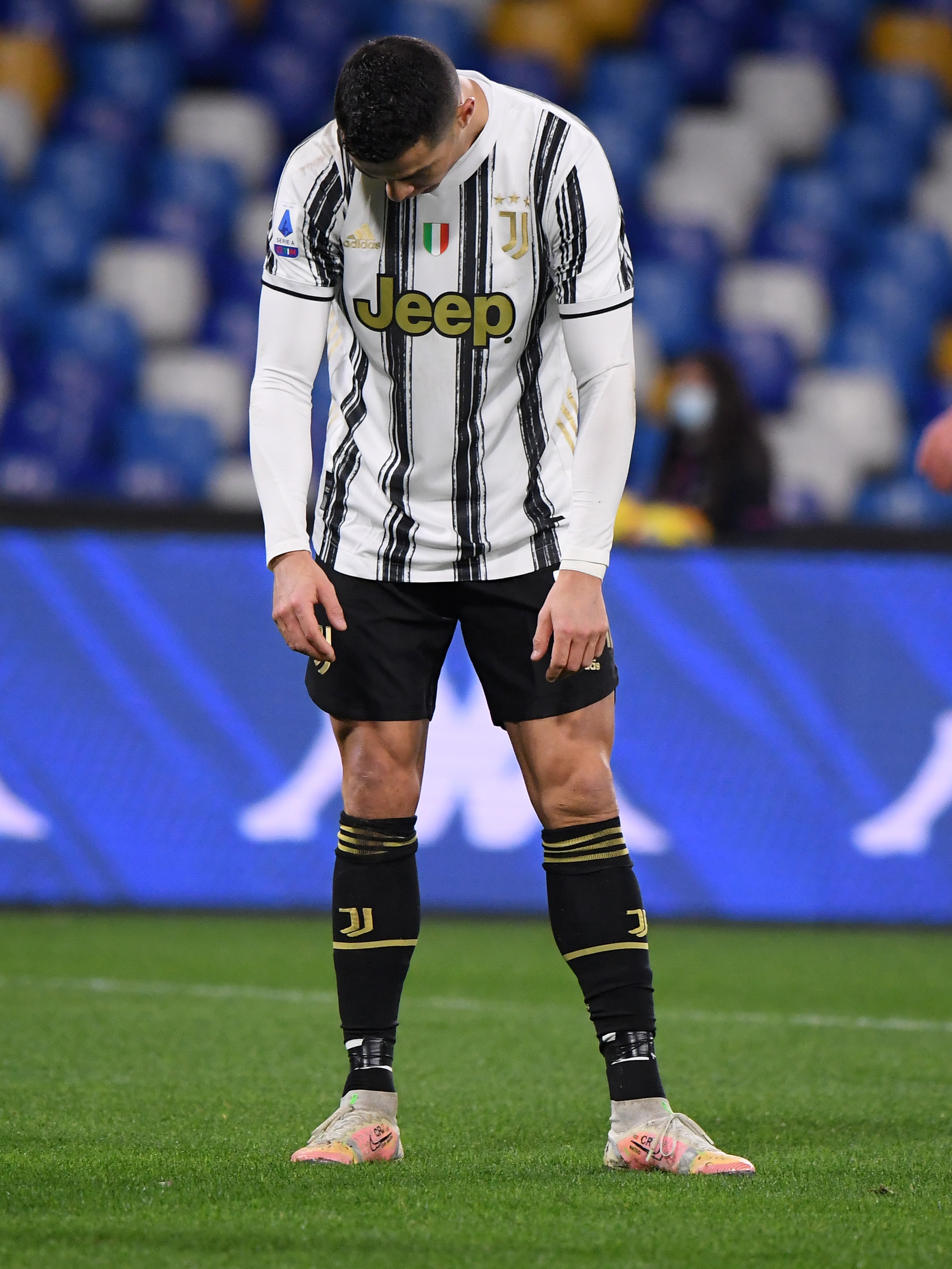 那不勒斯突围成功,终结连胜纪录的崛起的简单介绍 那不勒斯突围成功,终结连胜纪录的崛起的简单介绍