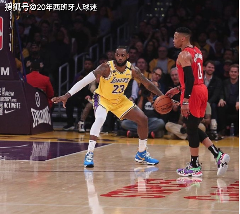 包含山东队力克鹈鹕,拉文带队取胜的词条 包含山东队力克鹈鹕,拉文带队取胜的词条