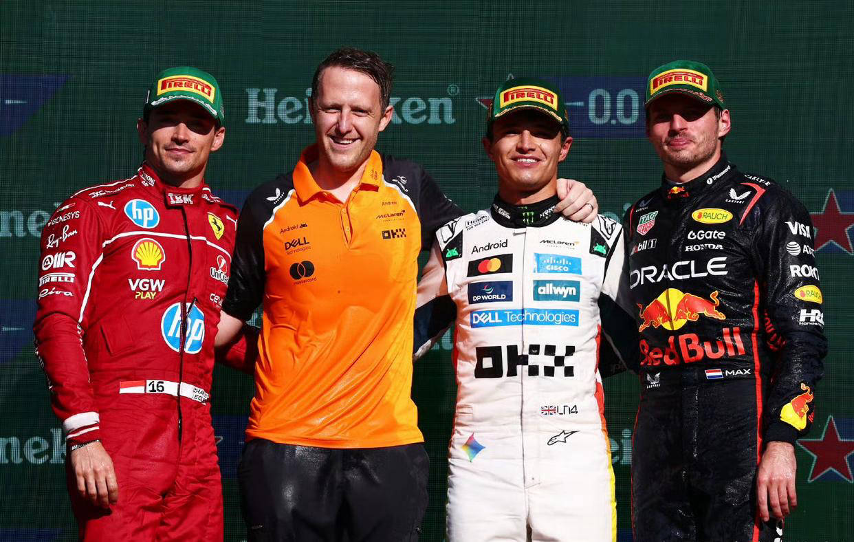 索伯车队完胜红牛车队,汉密尔顿扛起全队 索伯车队完胜红牛车队,汉密尔顿扛起全队