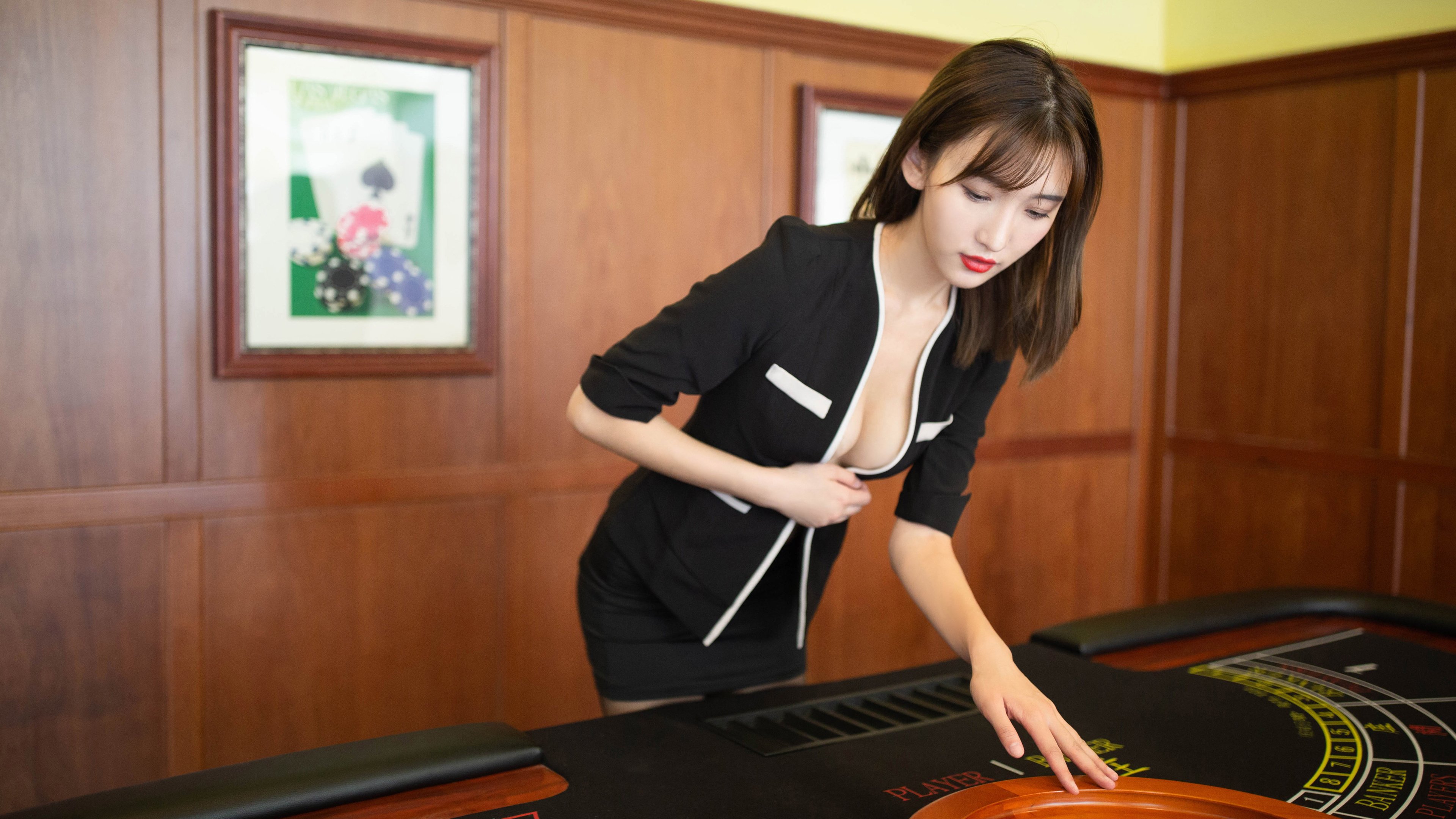 重剑无锋!广东浓眉19分钟轰22+8,一记暗度陈仓击碎广厦铁阵