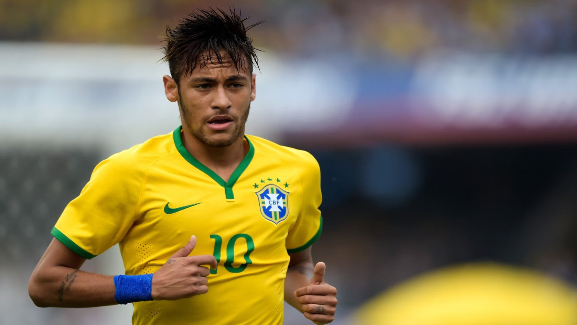 王者的回响，伊布压力下导演贝蒂斯对阵瑞典的传奇之夜