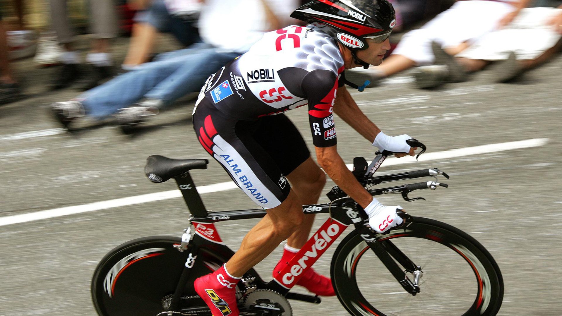 王者的回响，伊布压力下导演贝蒂斯对阵瑞典的传奇之夜