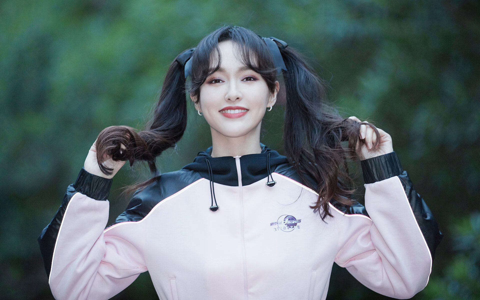 方向盘与点球点，当F1的最终弯道遇上足球的最后一秒