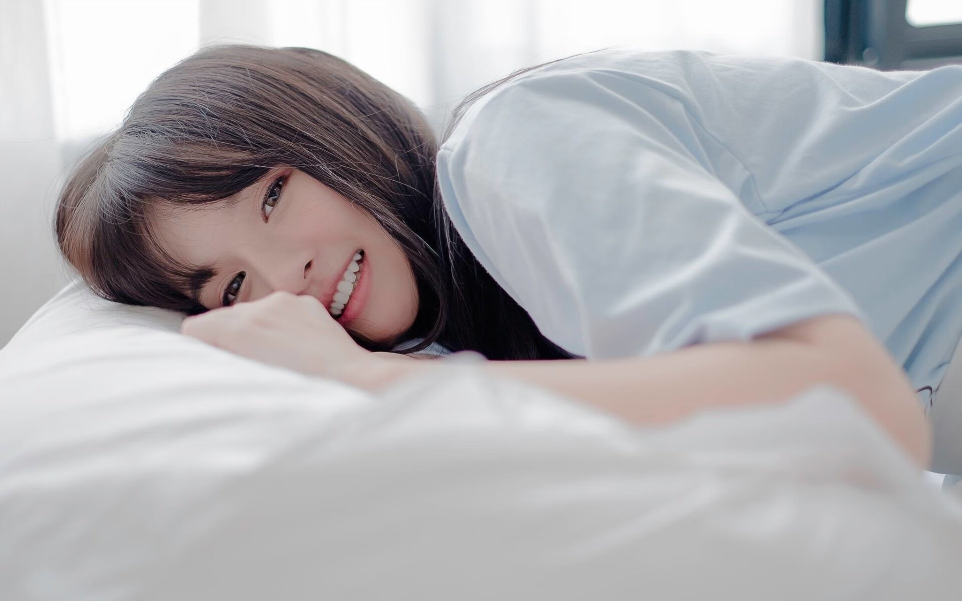 狼王咆哮破长空,南粤铁军终奏凯—记爱德华兹爆砍50分助广东队加时险胜火箭