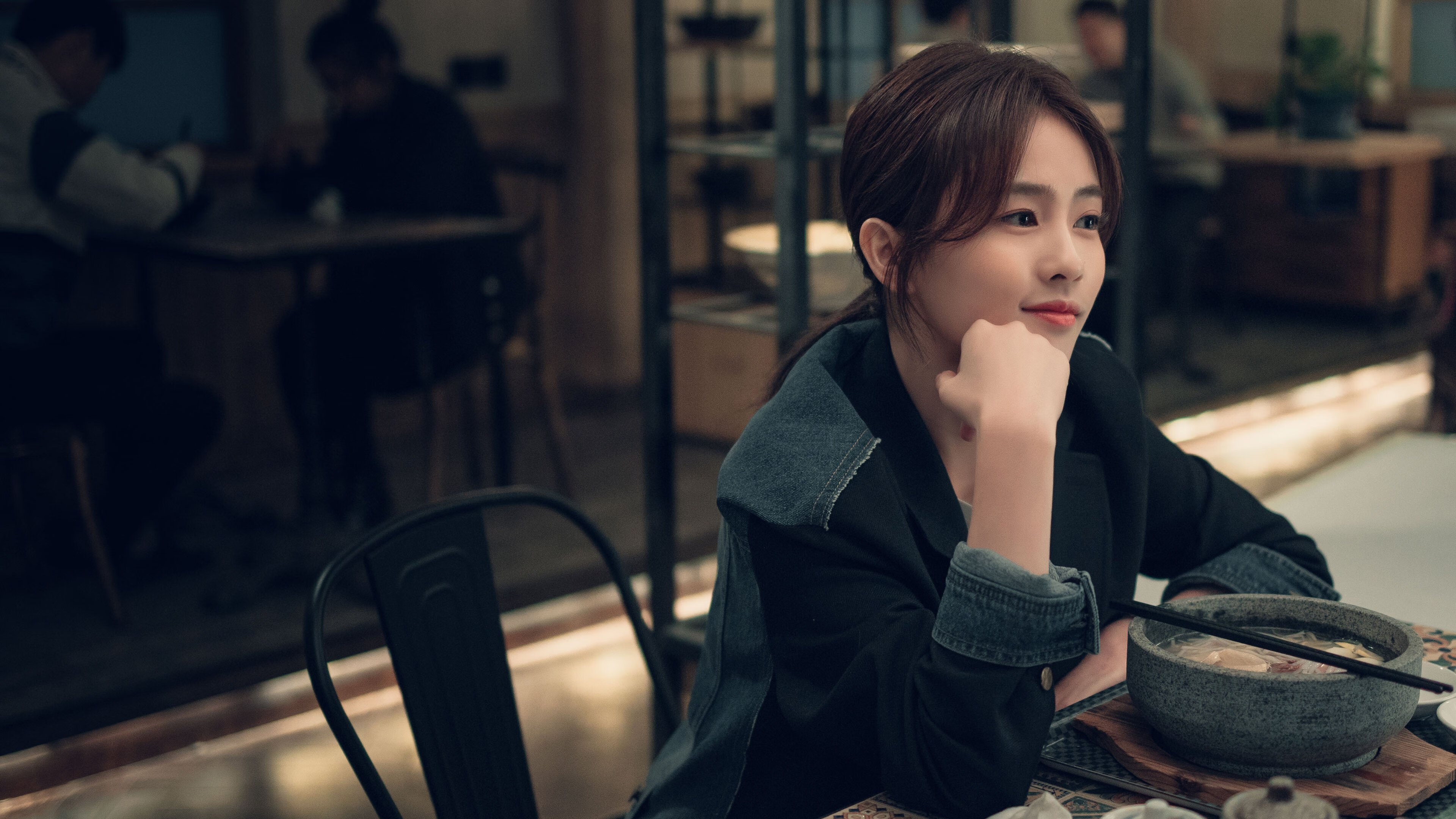 惊天逆转，一场友谊赛如何变成奥地利的历史之夜与阿劳霍的最年轻纪录