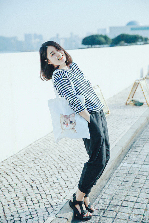 双重风暴，克瓦拉茨赫利亚独角戏与加纳的集体狂想曲