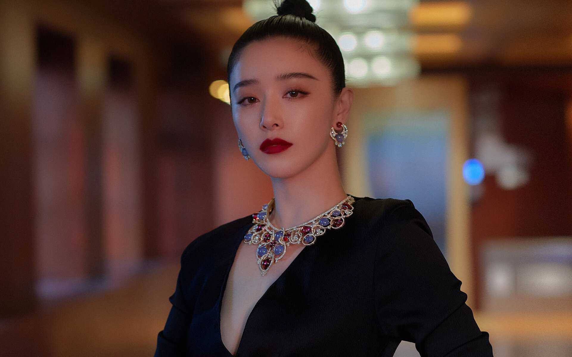 唯一性,当塞维利亚的街道赛成为F1的斗牛场,轰鸣声中踏平玻利维亚